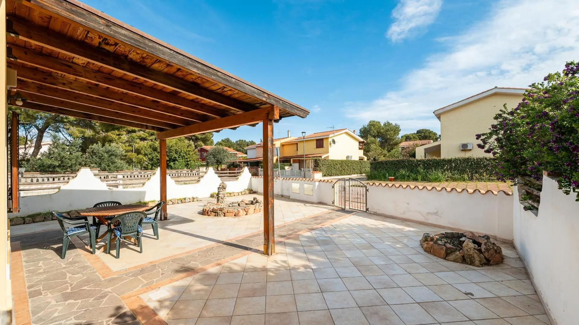 Appartamento Casa Rocco SantʼAnna Arresi